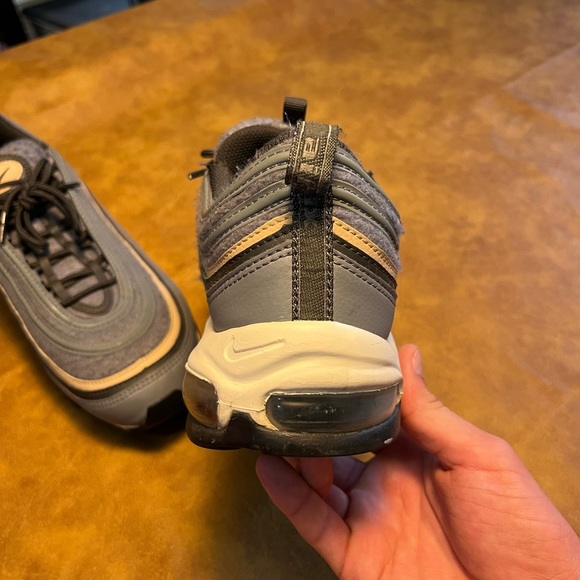 2017 Air Max 97 Premium 'Cool Grey
Mushroom' size 11.5 - Picture 7 of 10